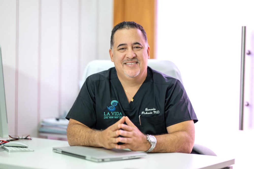 Dr. Bernardo Pichardo at La Vida Stem Cells