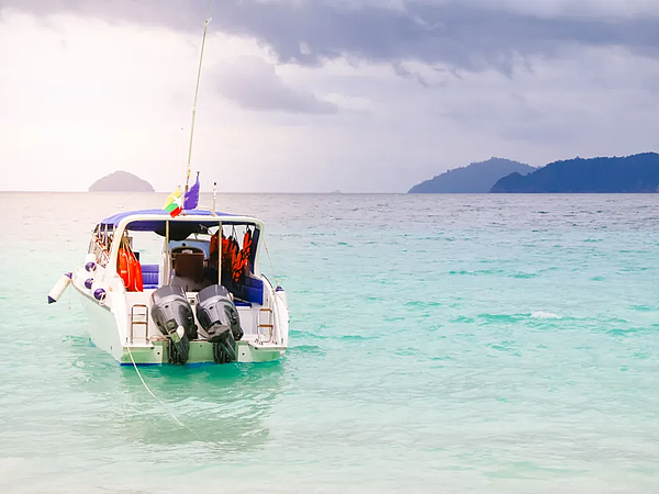 bay-exotic-vacation-ocean-resort