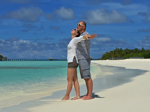 happy-young-romantic-couple-love-have-fun-running-relaxing-beautiful-beach